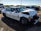 1999 Lincoln Town Car Signature for Sale in Woodhaven, MI - Front End