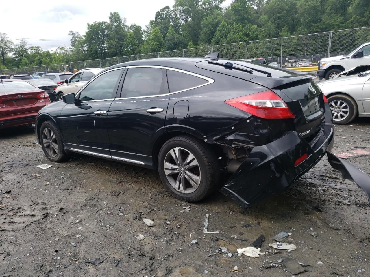 VIN 5J6TF2H53DL003898 2013 HONDA CROSSTOUR no.2