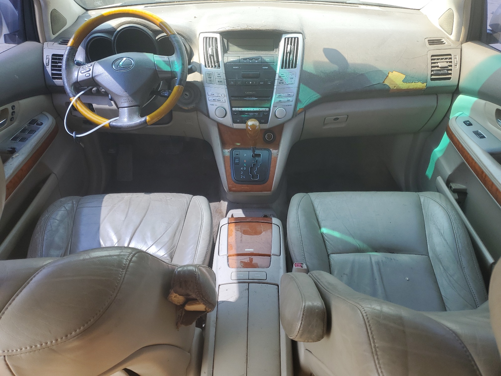 JTJGA31UX40004770 2004 Lexus Rx 330