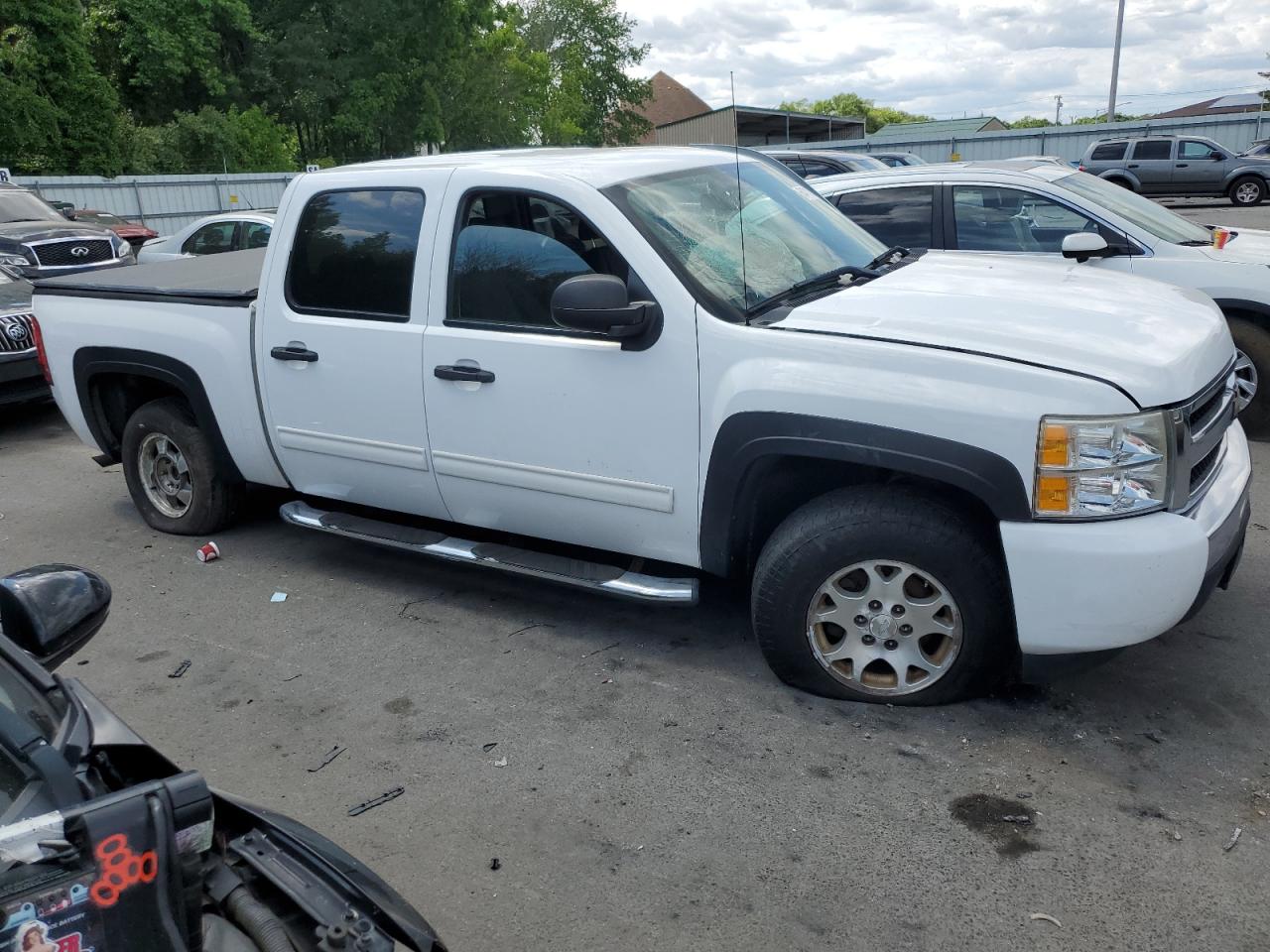 2010 Chevrolet Silverado - Image 4