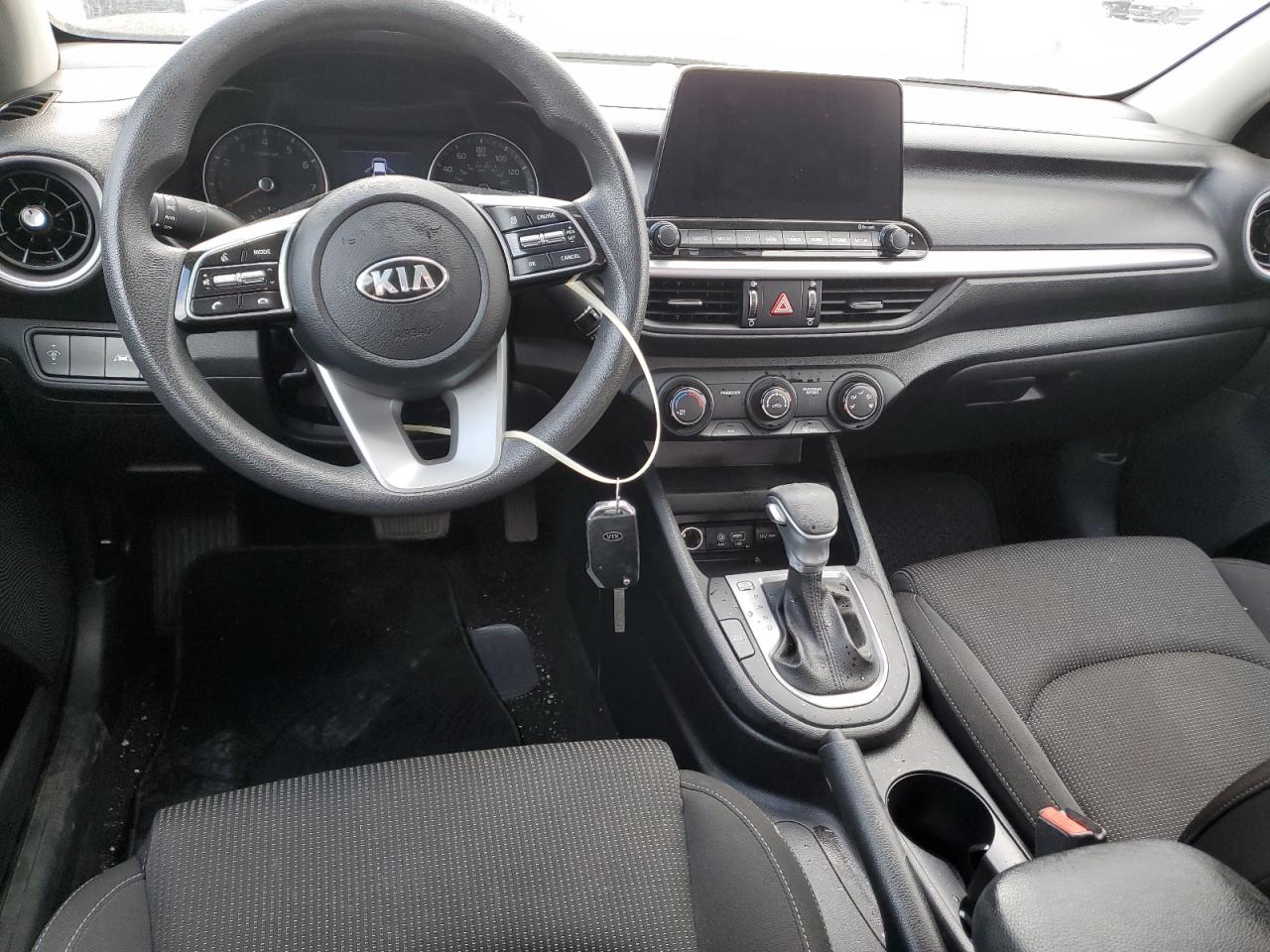 3KPF24AD3ME330242 2021 Kia Forte Fe