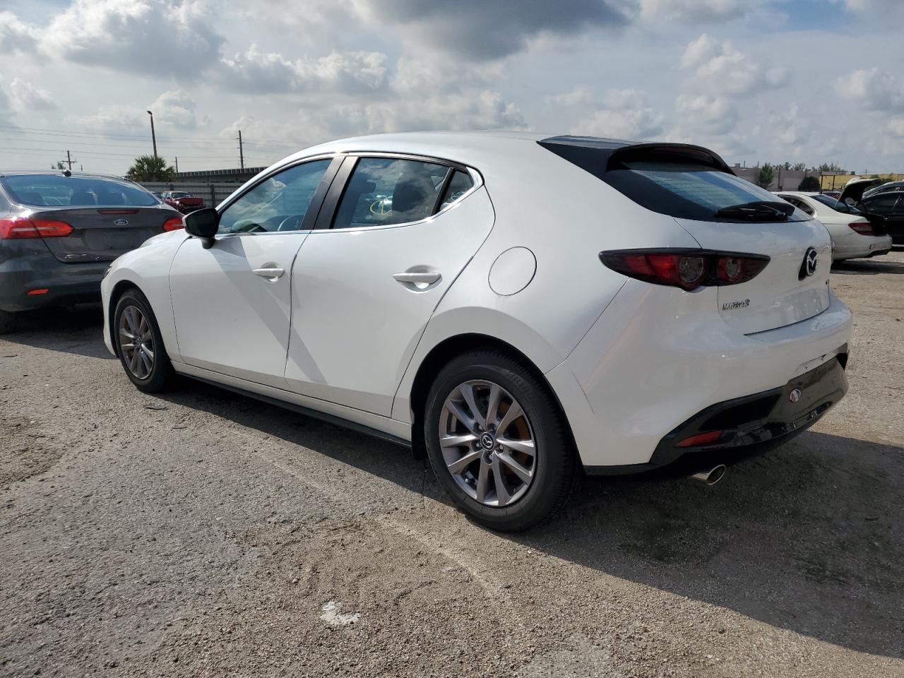 JM1BPAJLXM1300972 2021 Mazda 3