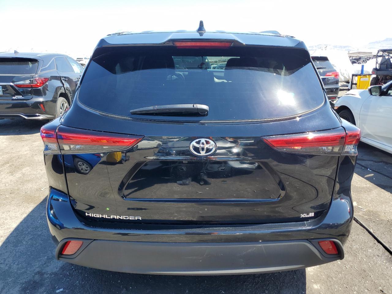 5TDKDRAH3PS038447 2023 Toyota Highlander L