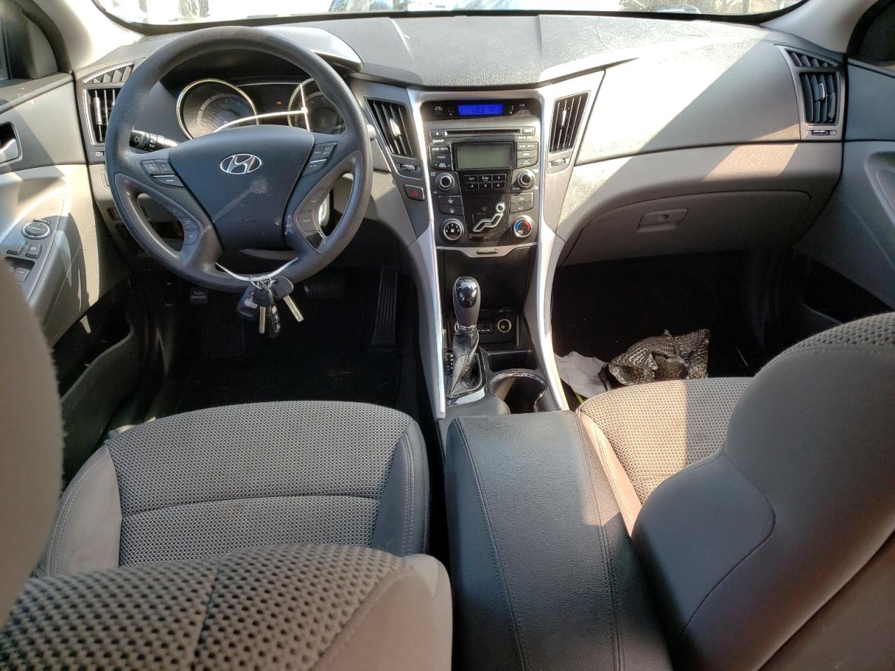 5NPEB4AC1CH417893 2012 Hyundai Sonata Gls