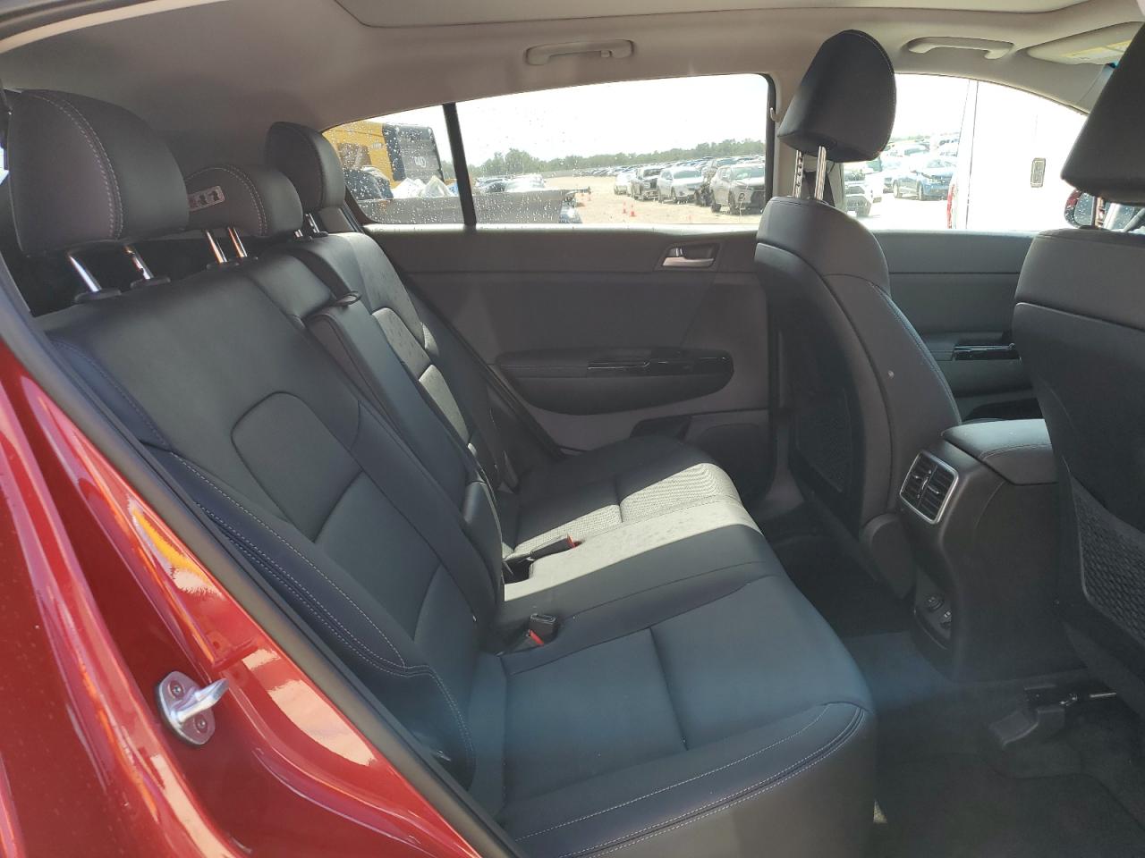 2020 Kia Sportage - Image 11