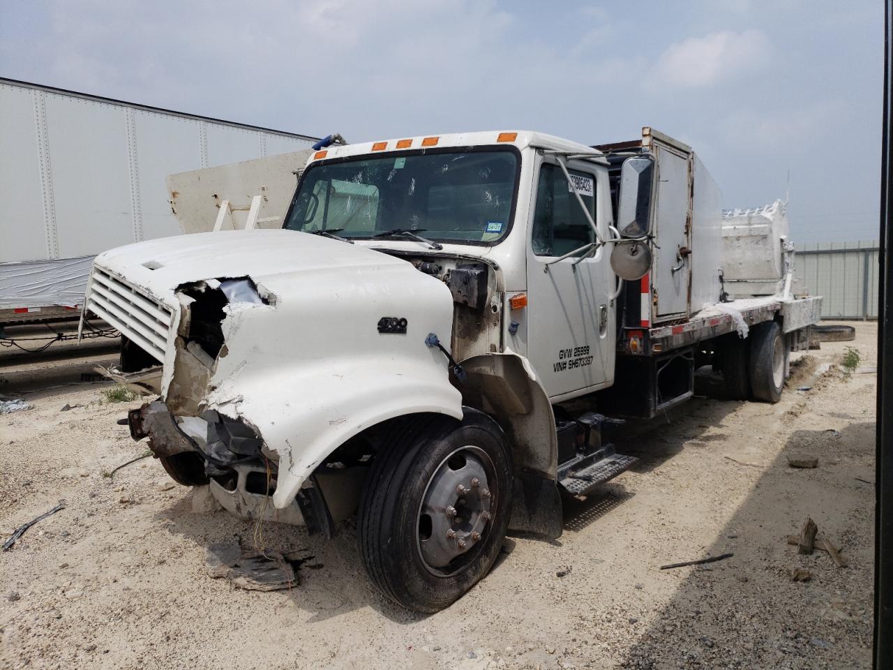 1995 International 4000 4700 VIN: 1HTSCABM0SH673397 Lot: 53905423