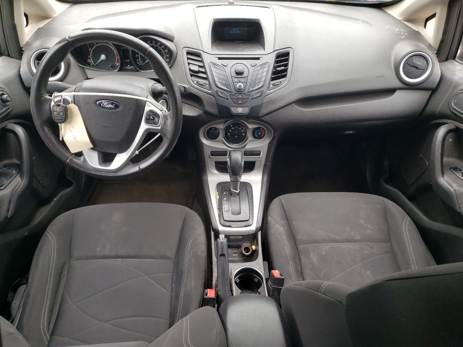 3FADP4BJ1FM123960 2015 Ford Fiesta Se