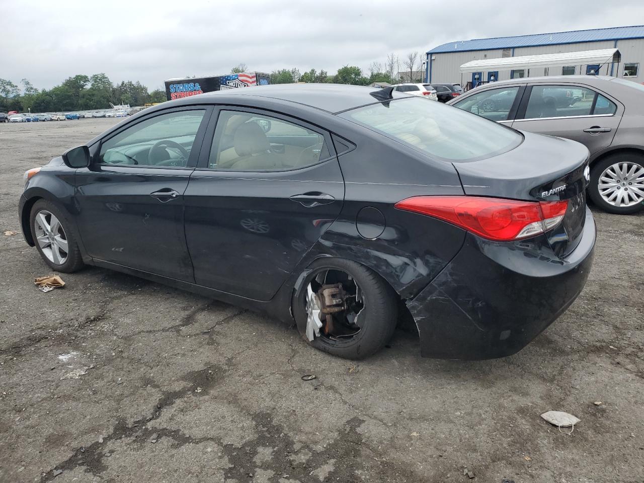 VIN 5NPDH4AE7DH309470 2013 HYUNDAI ELANTRA no.2