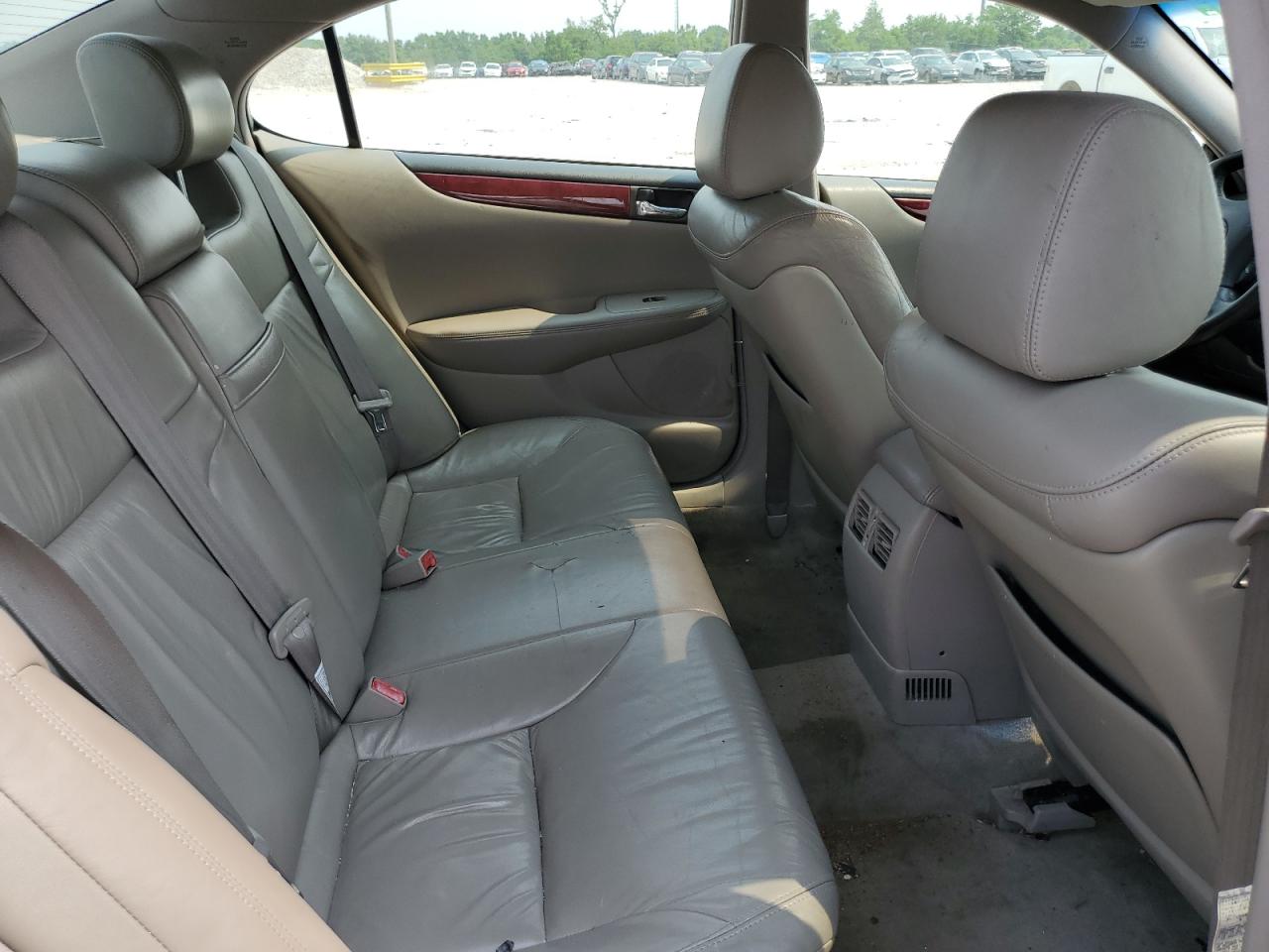 2002 Lexus Es 300 VIN: JTHBF30G120047139 Lot: 56288653