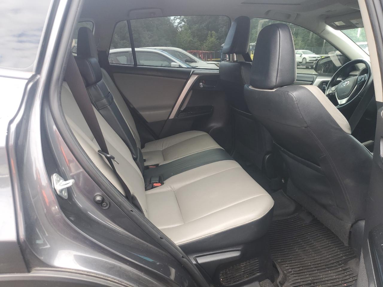 2017 Toyota Rav4 Hv Limited VIN: JTMDJREV8HD083611 Lot: 61389014