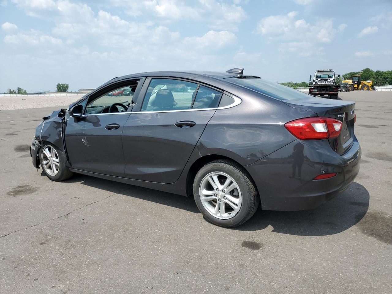 2017 Chevrolet Cruze - Image 2