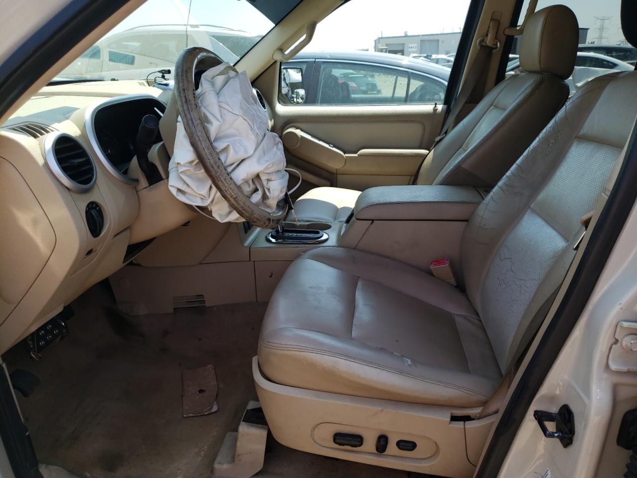 2006 Mercury Mountaineer Premier VIN: 4M2EU48886UJ18854 Lot: 56057023