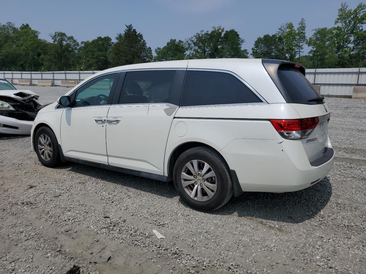 2014 Honda Odyssey - Image 2