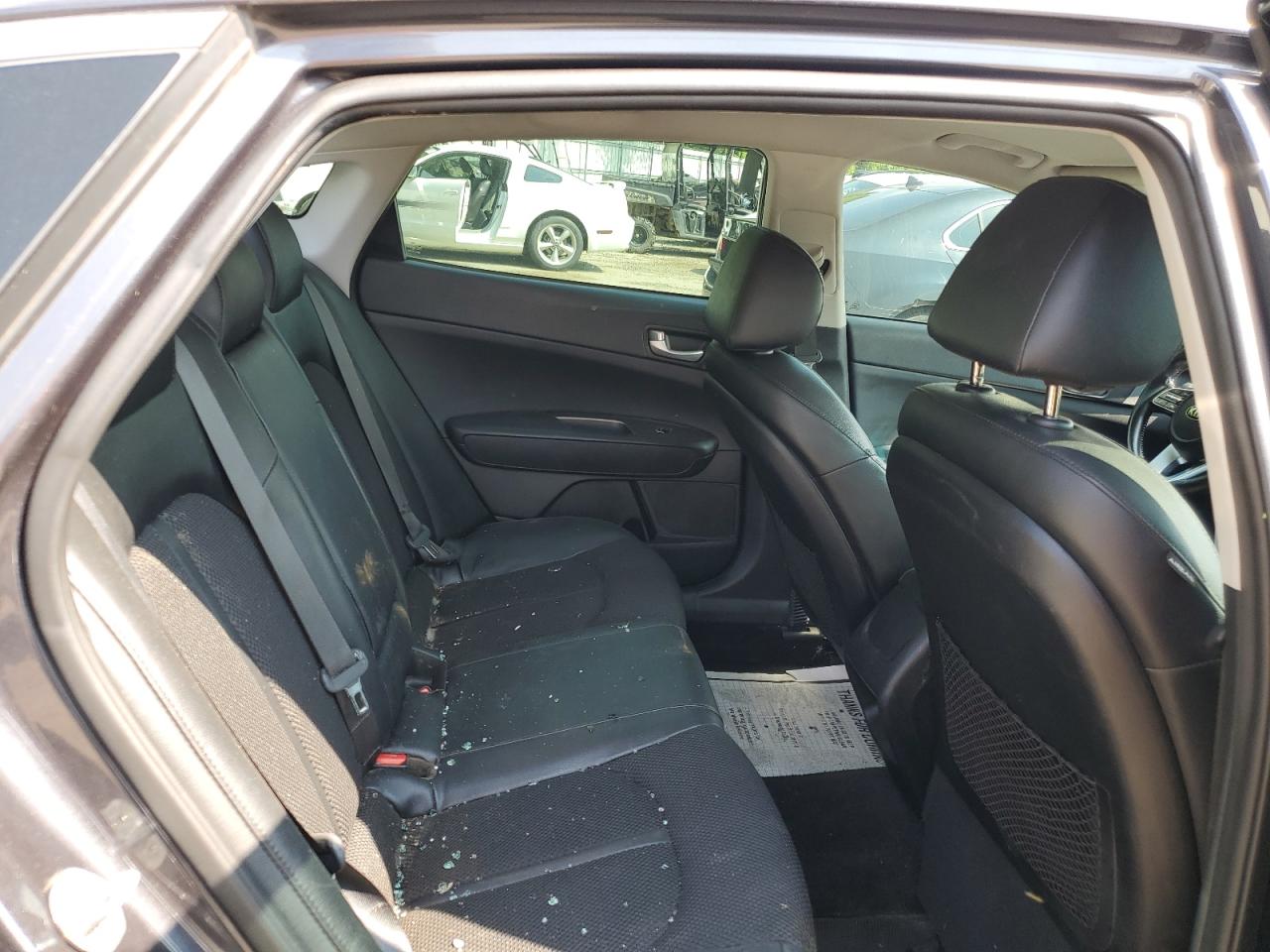 2019 Kia Optima - Image 10