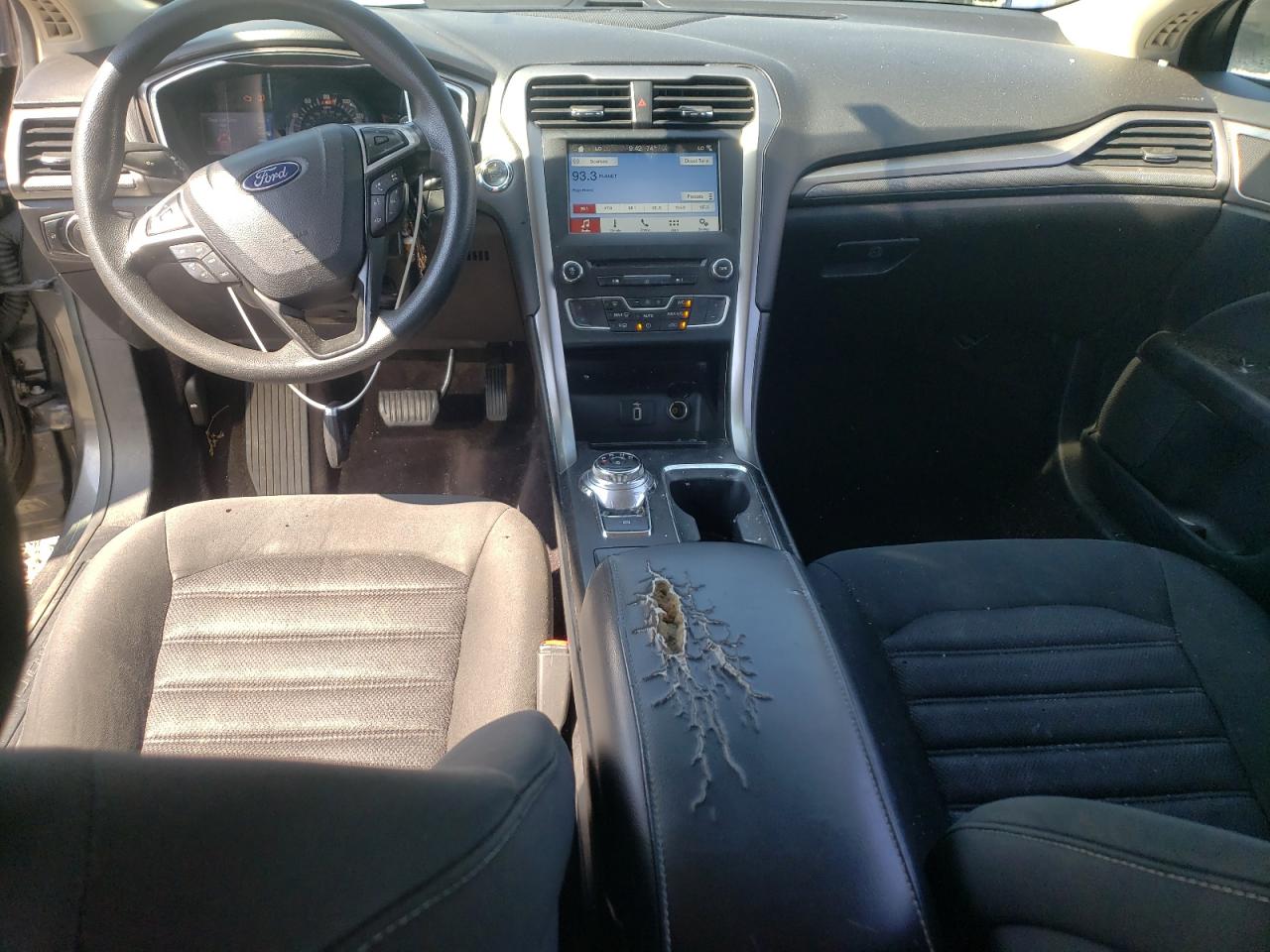 2017 Ford Fusion Se VIN: 3FA6P0HD3HR309038 Lot: 53278973