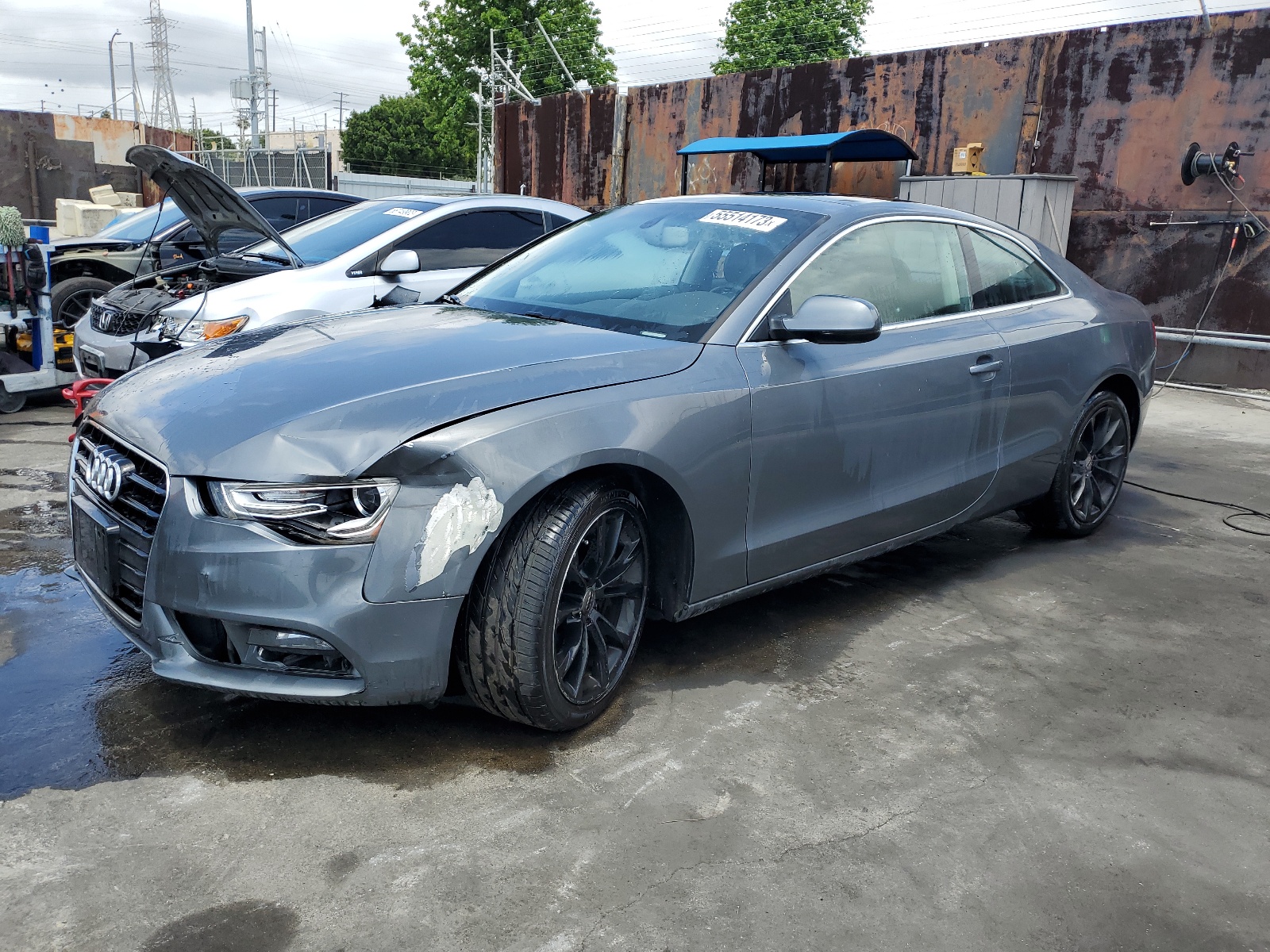 2013 Audi A5 Premium vin: WAUCFAFR1DA072331