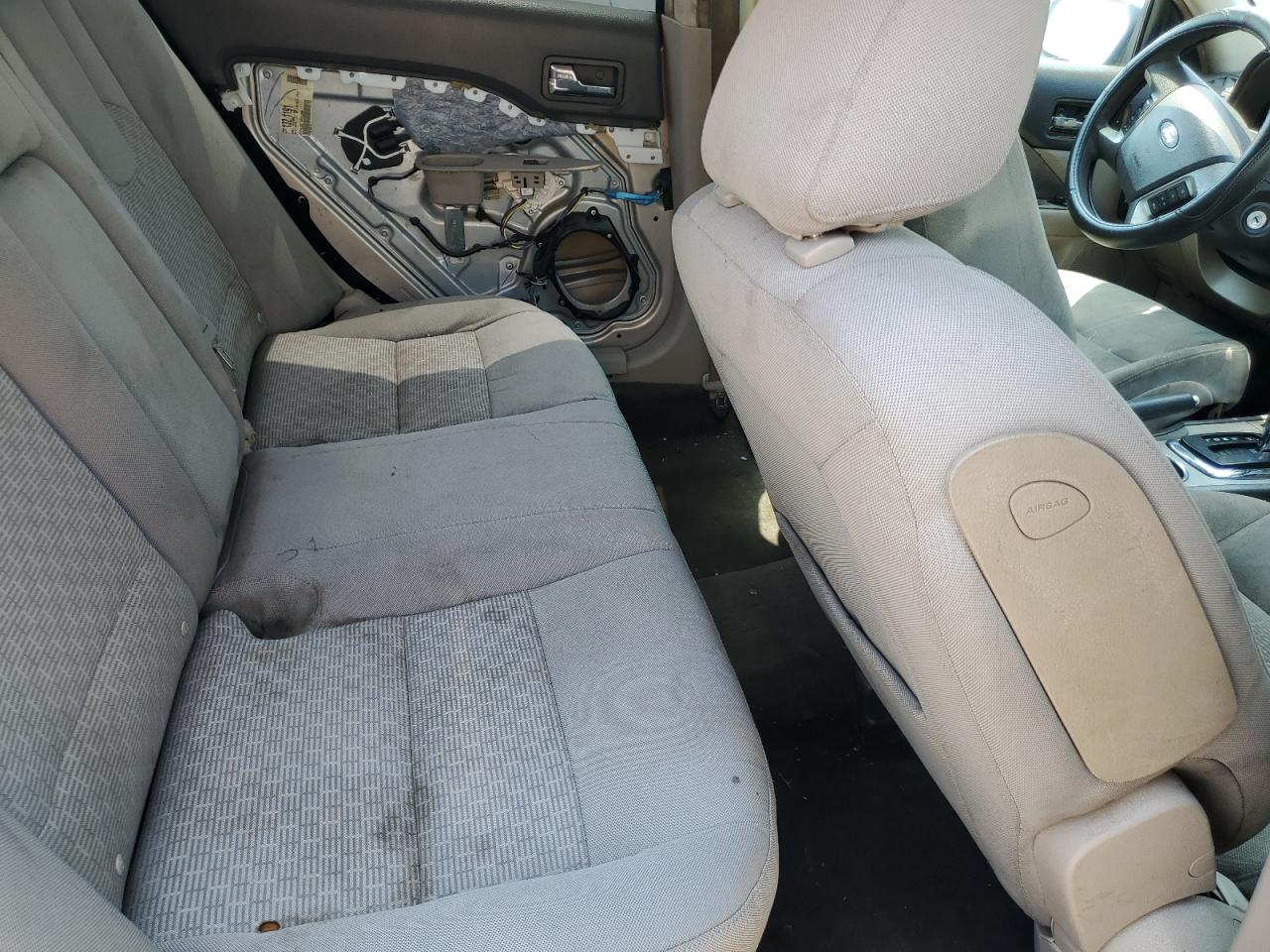 2010 Ford Fusion - Image 10