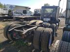 2000 Freightliner Conventional Fld120 zu verkaufen in Woodburn, OR - Side