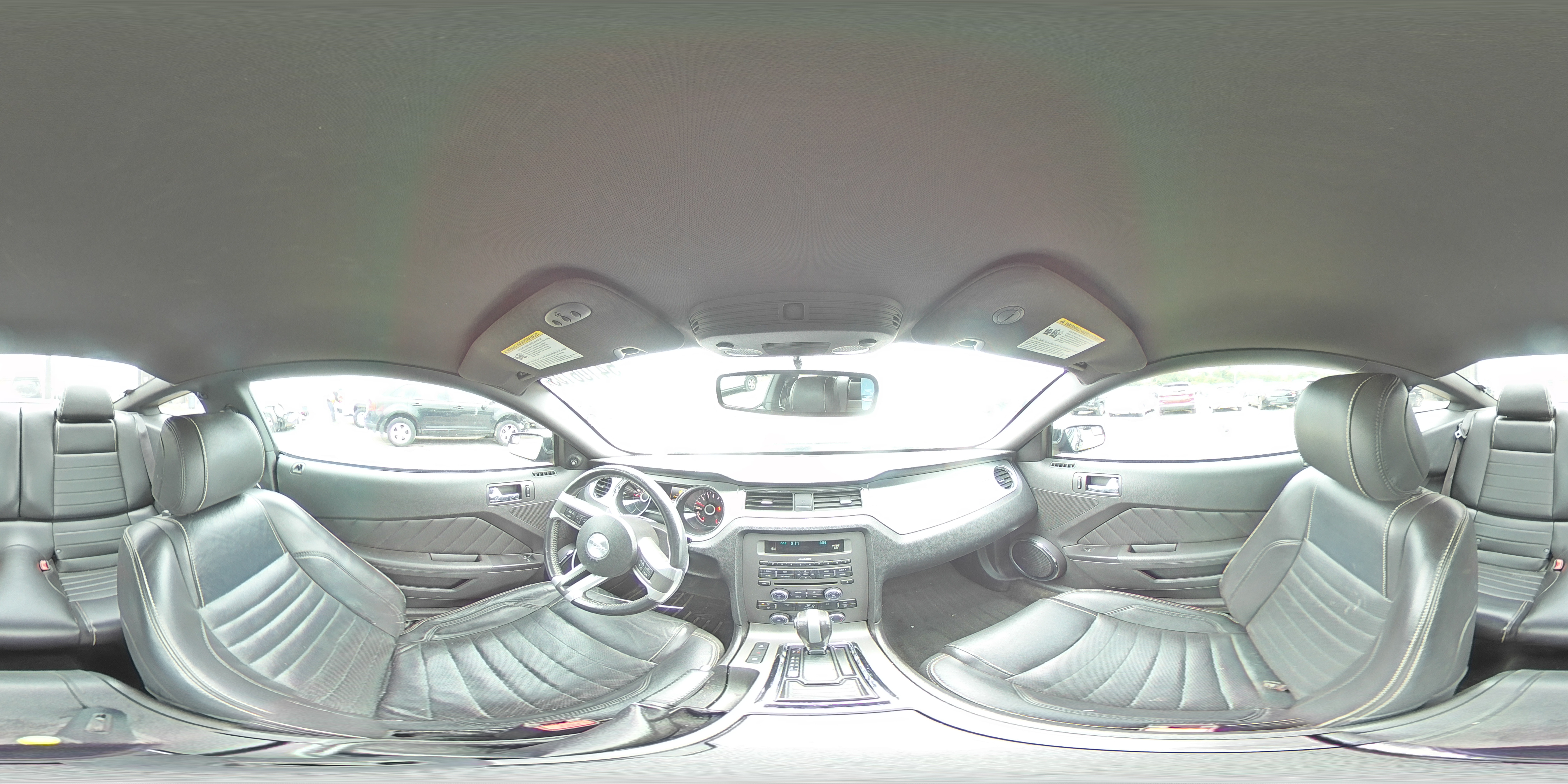 2014 Ford Mustang - Image 13
