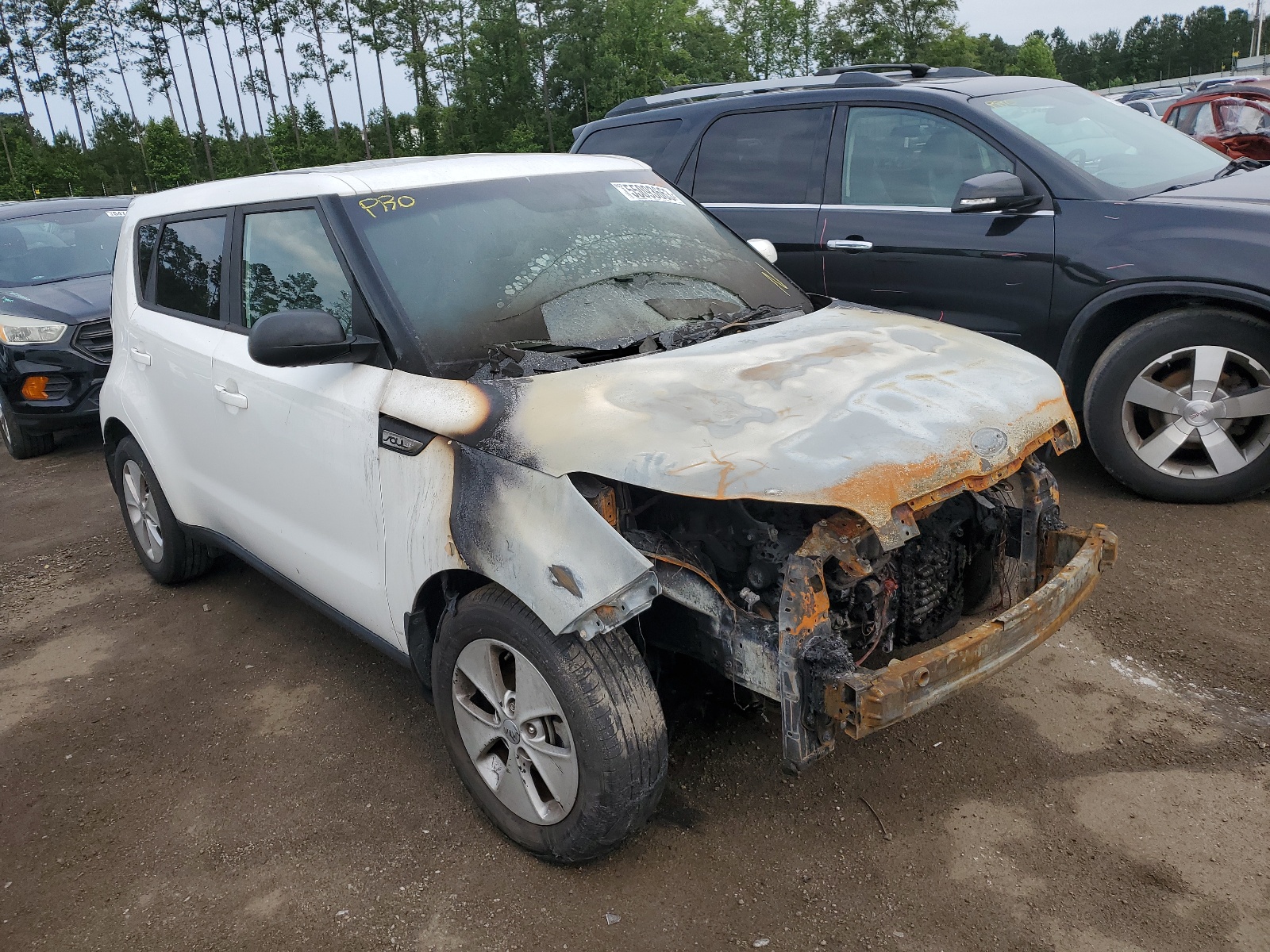 KNDJN2A21G7363085 2016 Kia Soul