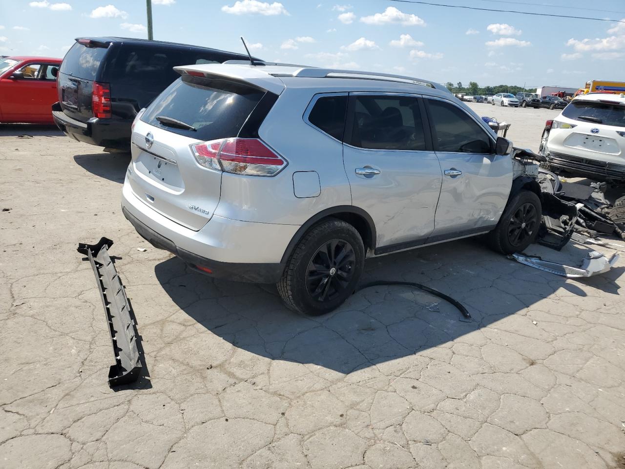 VIN KNMAT2MV5FP510471 2015 NISSAN ROGUE no.3