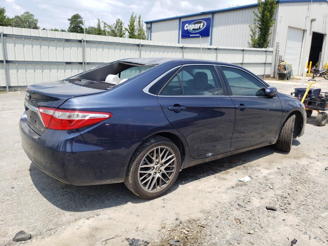 4T4BF1FK3FR451674 2015 Toyota Camry Le