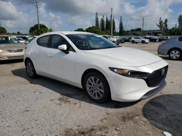  MAZDA 3 2021 Білий