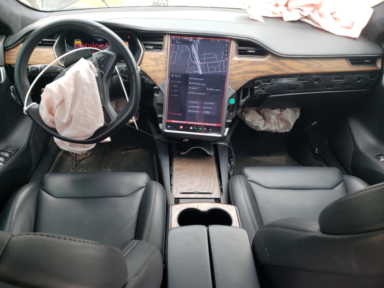 5YJSA1E22JF294123 2018 Tesla Model S