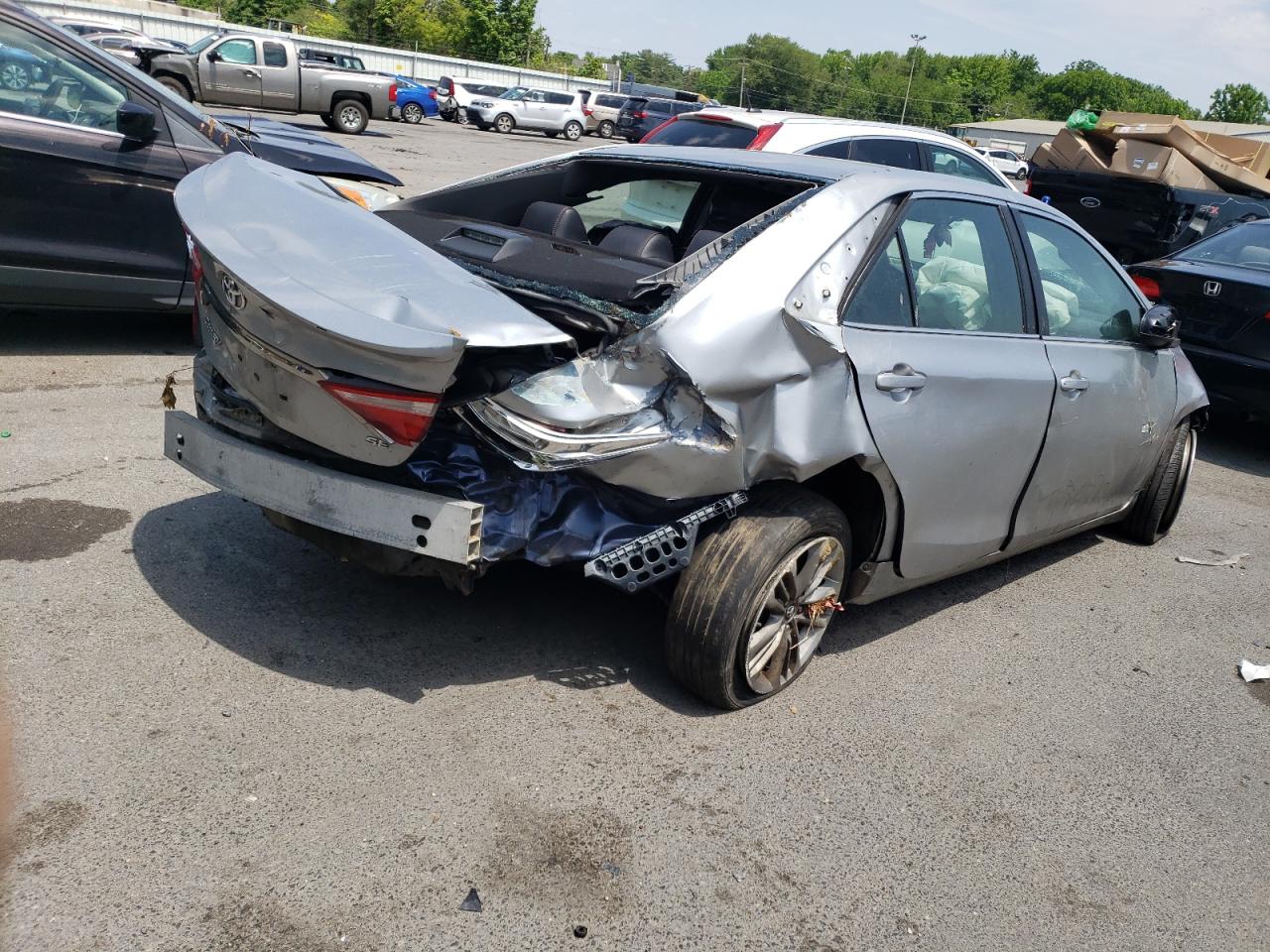 2017 Toyota Camry Le VIN: 4T1BF1FK0HU675417 Lot: 69608813