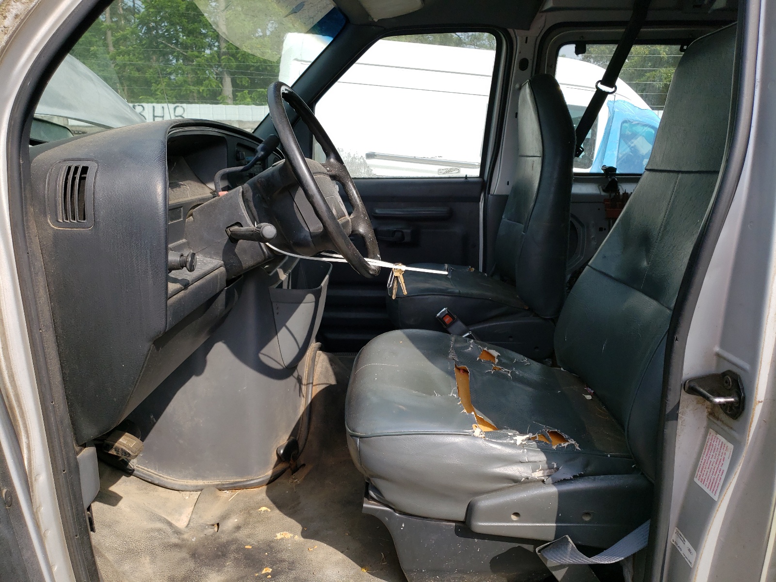 1FTEE14Y1PHB90920 1993 Ford Econoline E150 Van