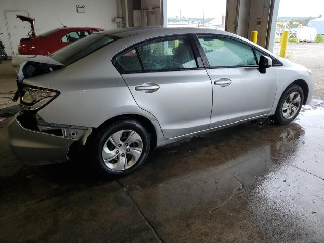 Sedans HONDA CIVIC 2014 Srebrny