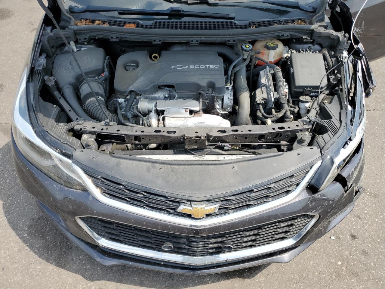2017 Chevrolet Cruze - Image 11
