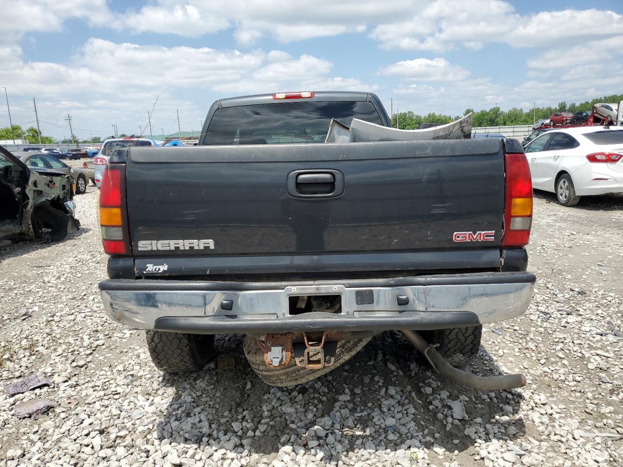 2004 GMC Sierra K2500 Crew Cab VIN: 1GTGK23U84F218094 Lot: 55276253