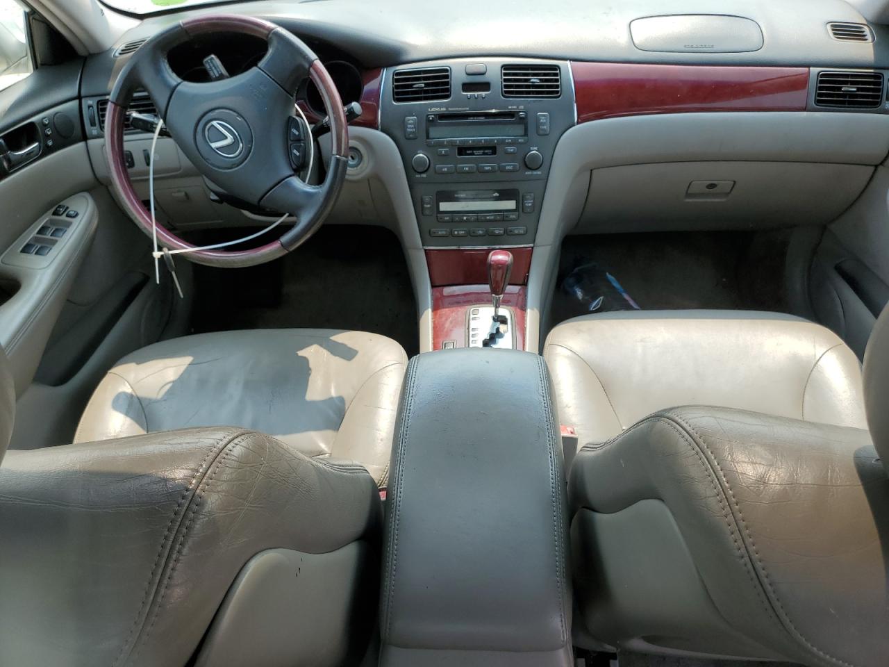 2002 Lexus Es 300 VIN: JTHBF30G120047139 Lot: 56288653