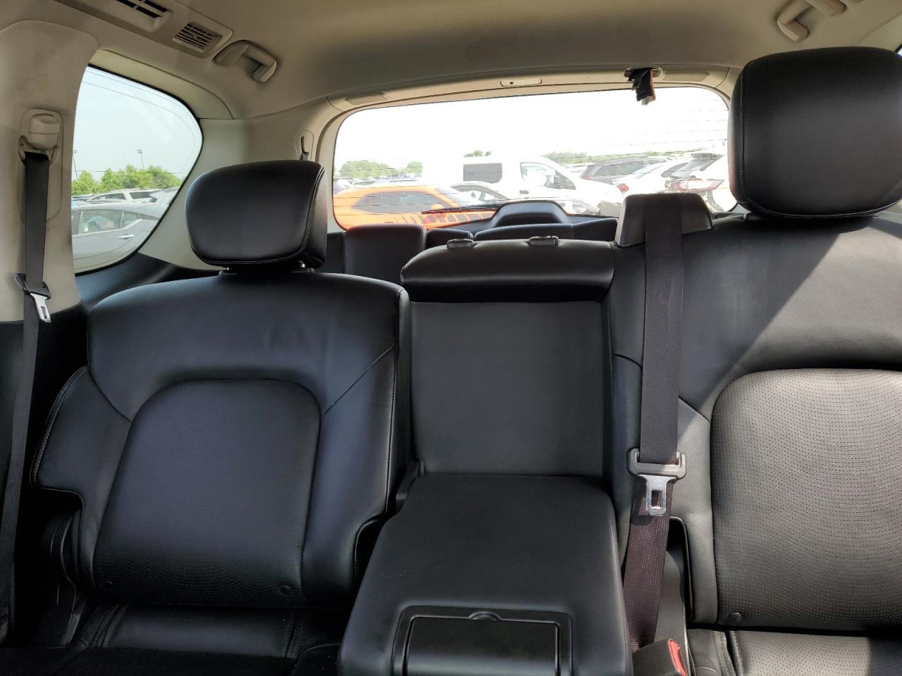 JN8AZ2NC1G9403035 2016 Infiniti Qx80