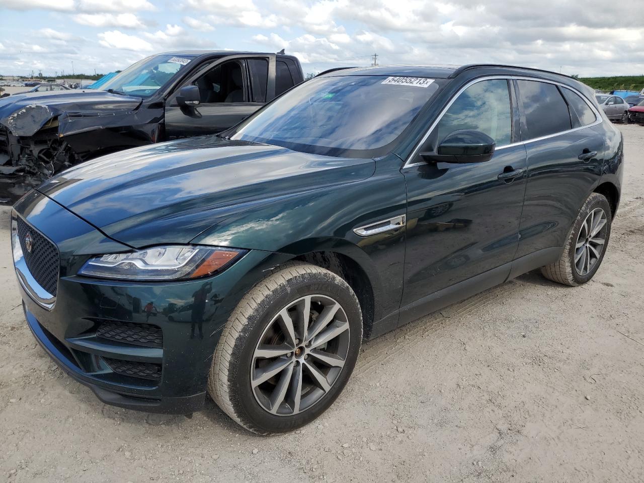 SADCK2BV8HA886297 2017 Jaguar F-Pace Prestige