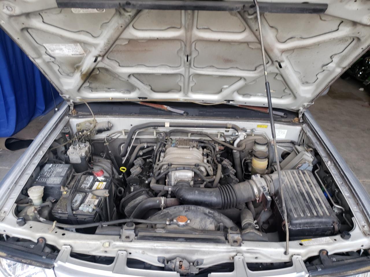 2000 Honda Passport Ex VIN: 4S6DM58W9Y4414400 Lot: 54606773