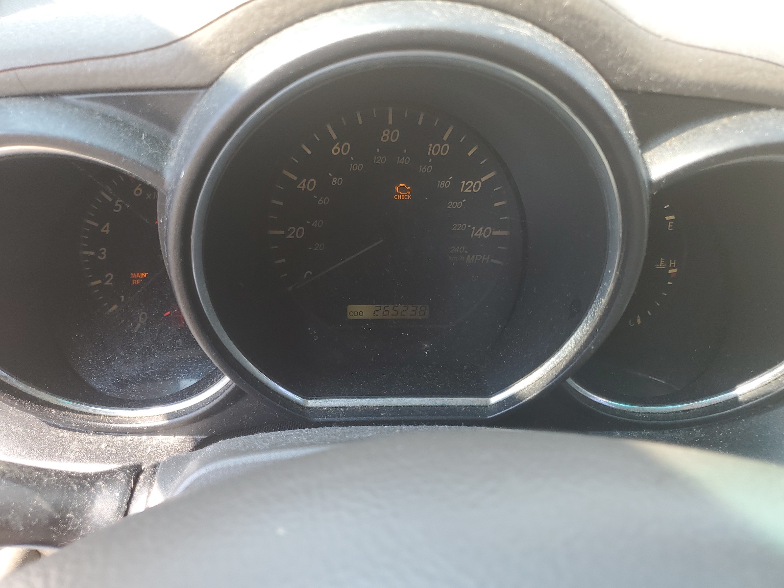 JTJGA31UX40004770 2004 Lexus Rx 330