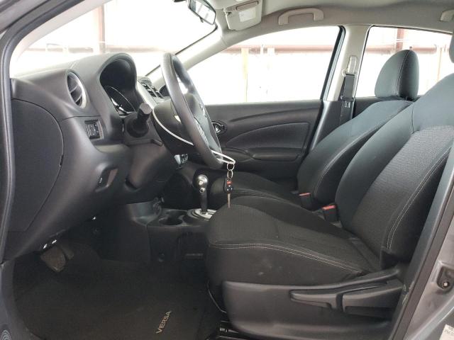  NISSAN VERSA 2019 Сірий