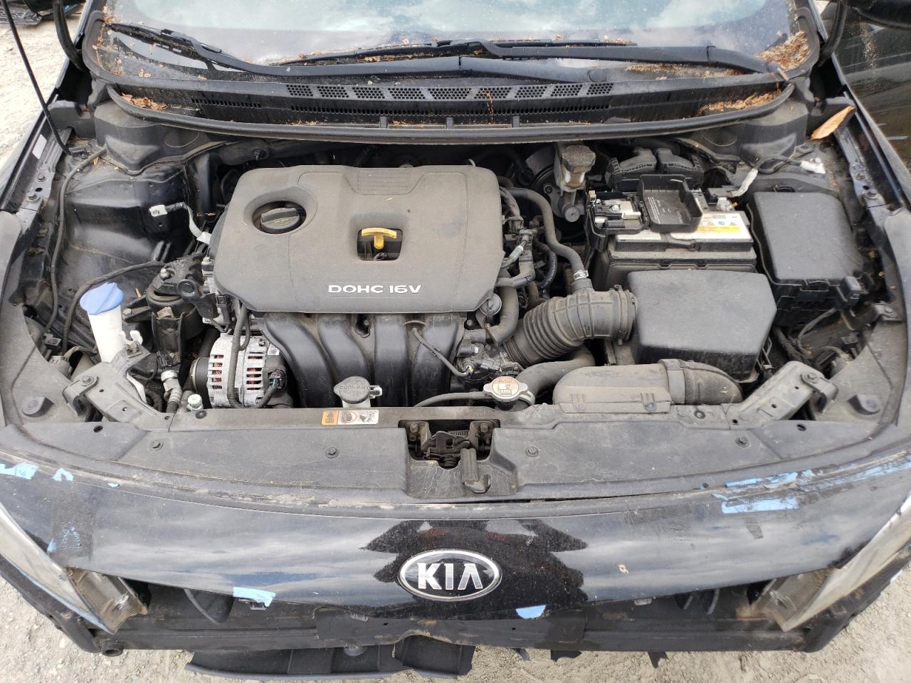 3KPFK4A72JE227769 2018 Kia Forte Lx