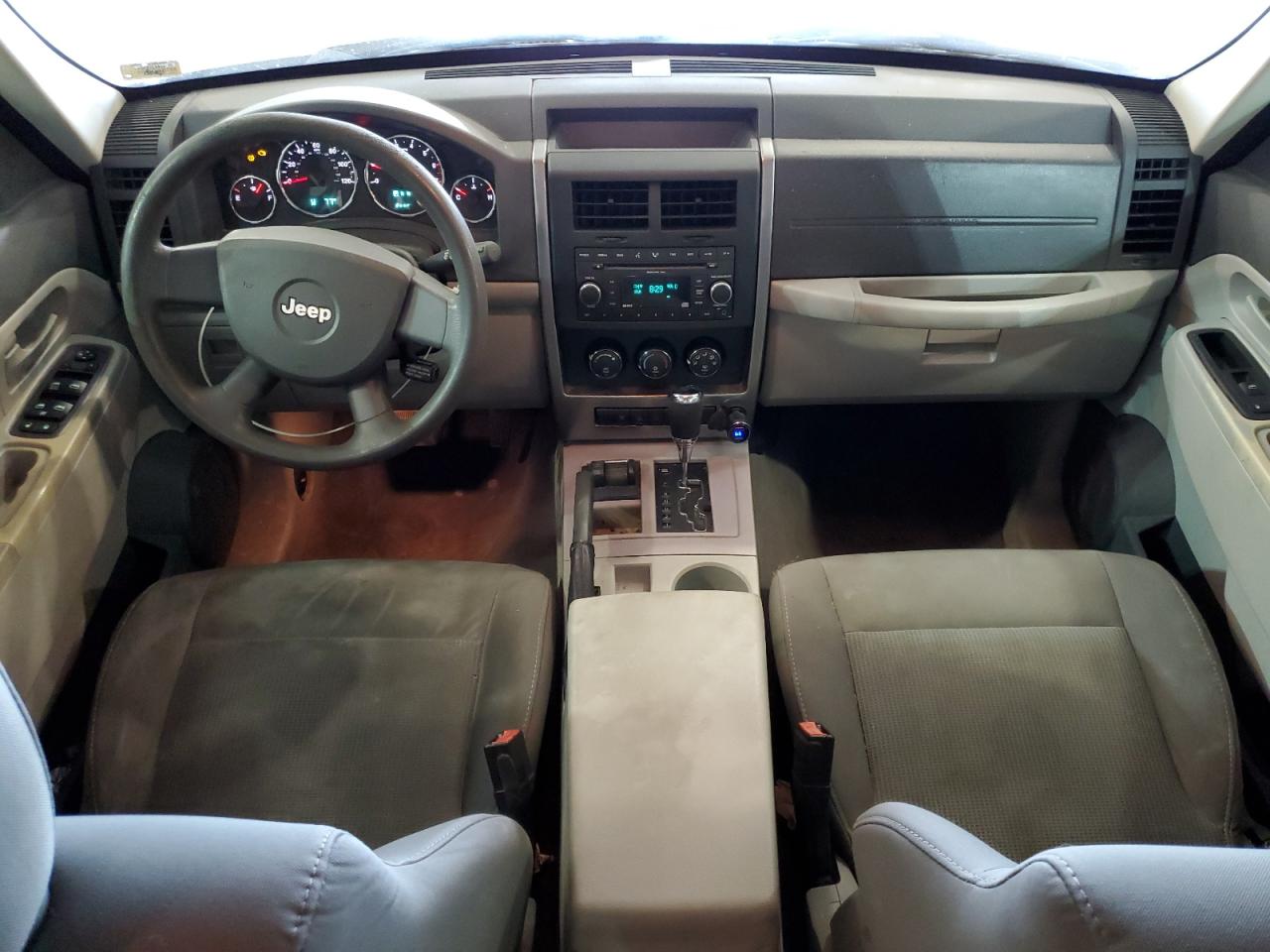 2008 Jeep Liberty (North America) - Image 8