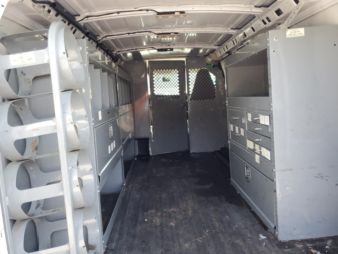 2016 Chevrolet Express G2500 VIN: 1GCWGAFFXG1242600 Lot: 61395204