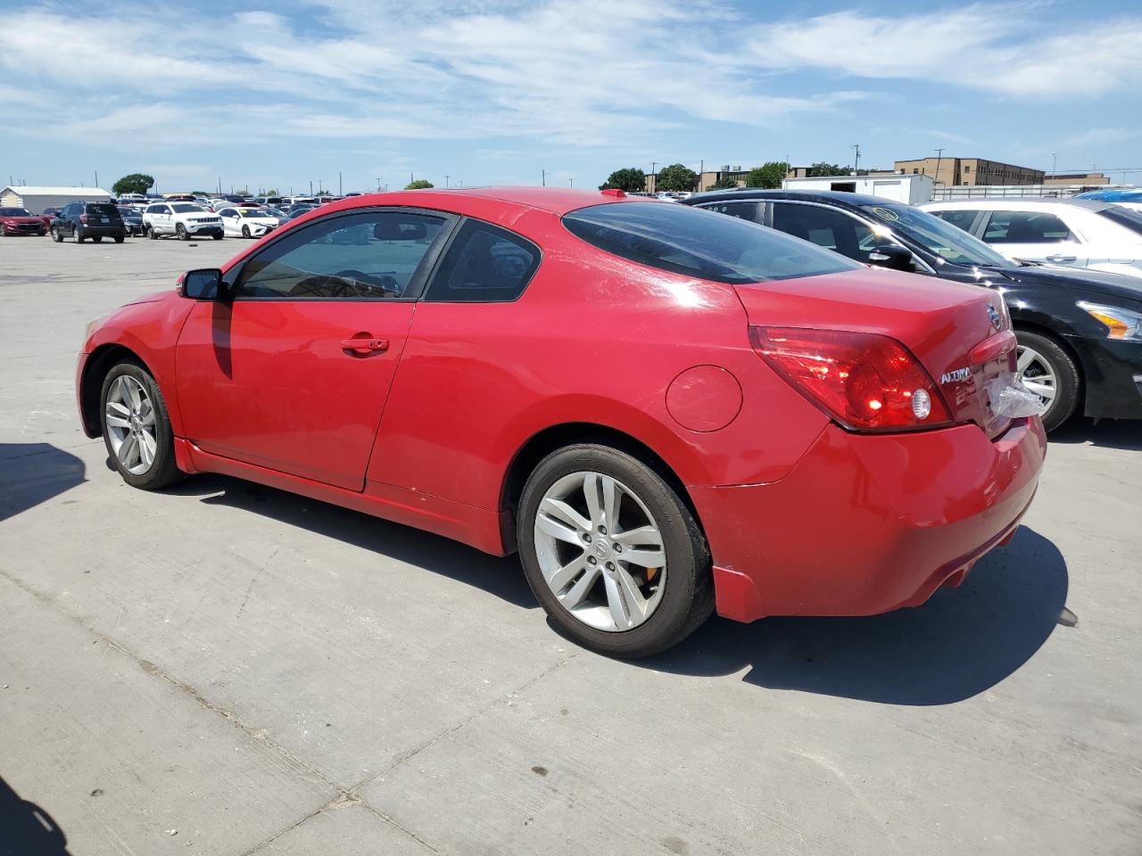 2012 Nissan Altima - Image 2
