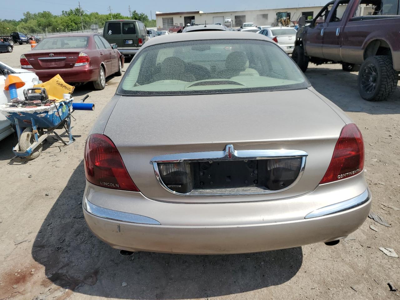 2000 Lincoln Continental VIN: 1LNHM97VXYY892702 Lot: 56505493