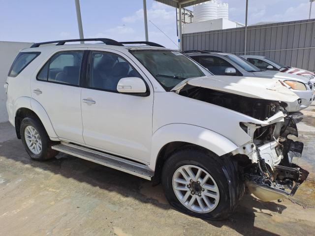 MHFYU59G9F7041106 - 2015 TOYOTA FORTUNER - #undefined