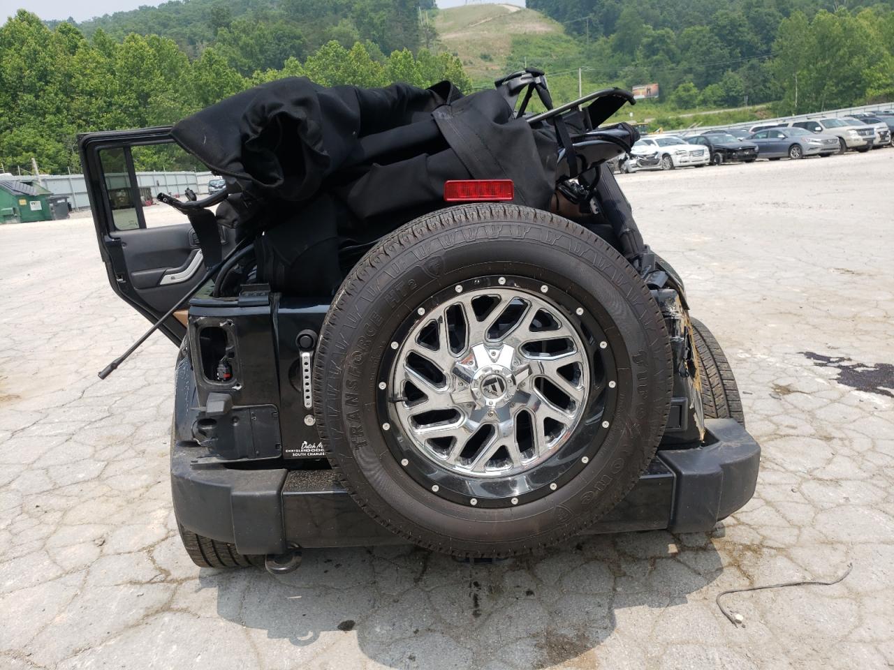 2017 Jeep Wrangler - Image 6