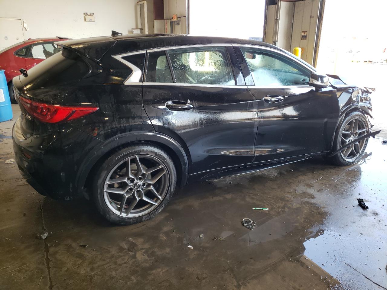 SJKCH5CP8JA041948 2018 Infiniti Qx30 Base