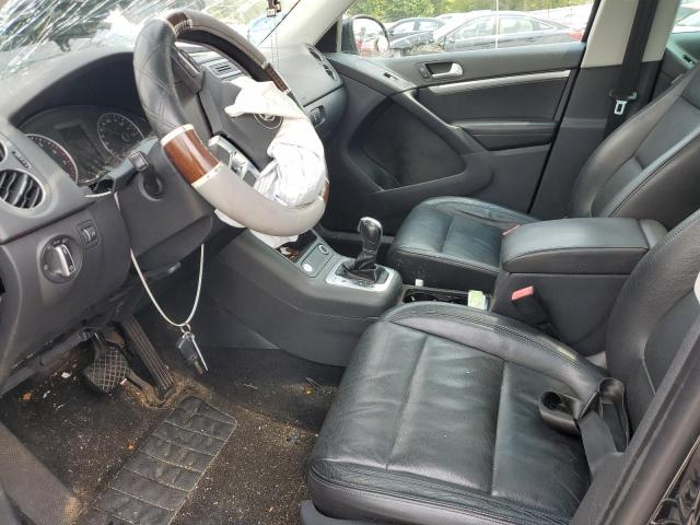  VOLKSWAGEN TIGUAN 2013 Чорний