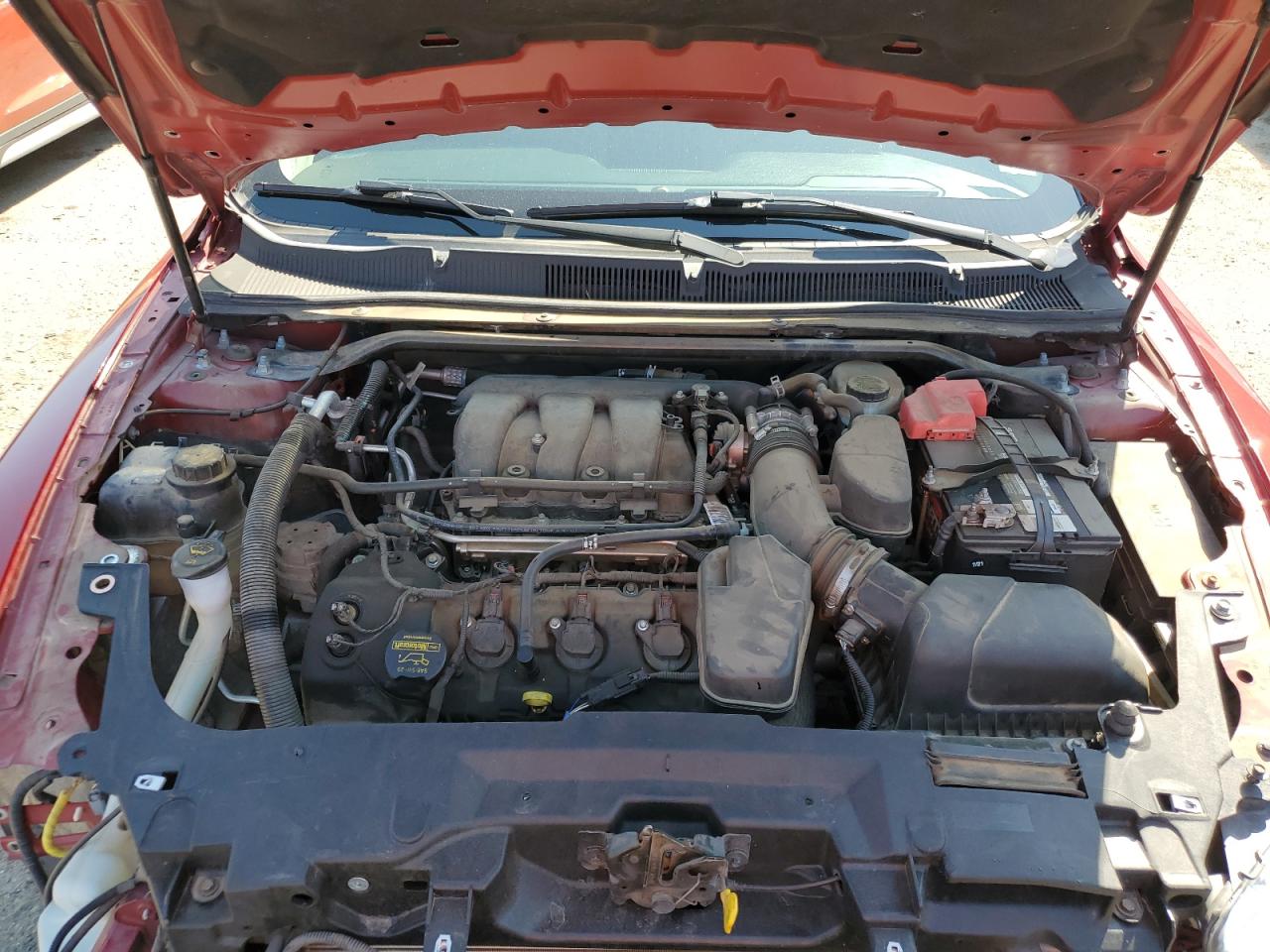 2013 Ford Taurus - Image 11