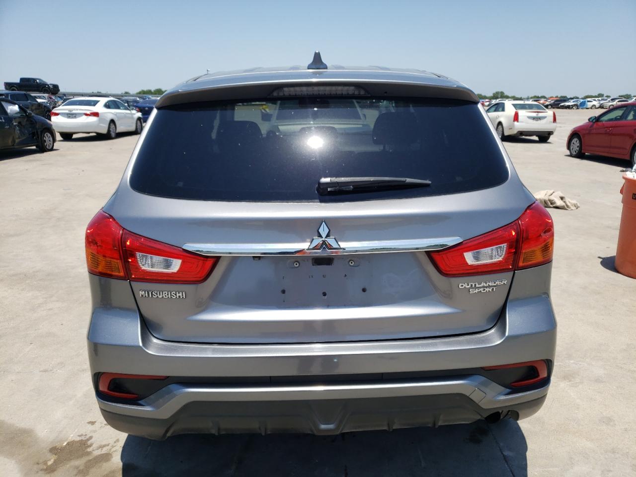 JA4AR3AU8KU007216 2019 Mitsubishi Outlander Sport Es